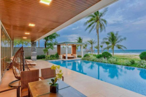Beach Resort Villa In Da Nang